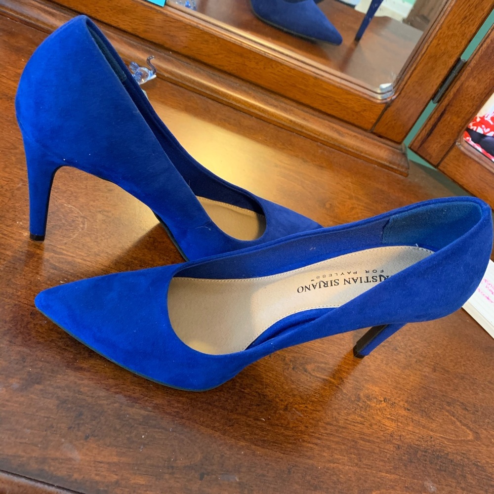Blue Heels - size 7.5!
